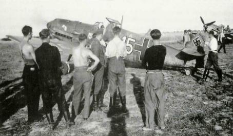 1-Bf-109E4-1.JG2-W15-Werner-Machold-Beaumont-le-Roger-1940-02